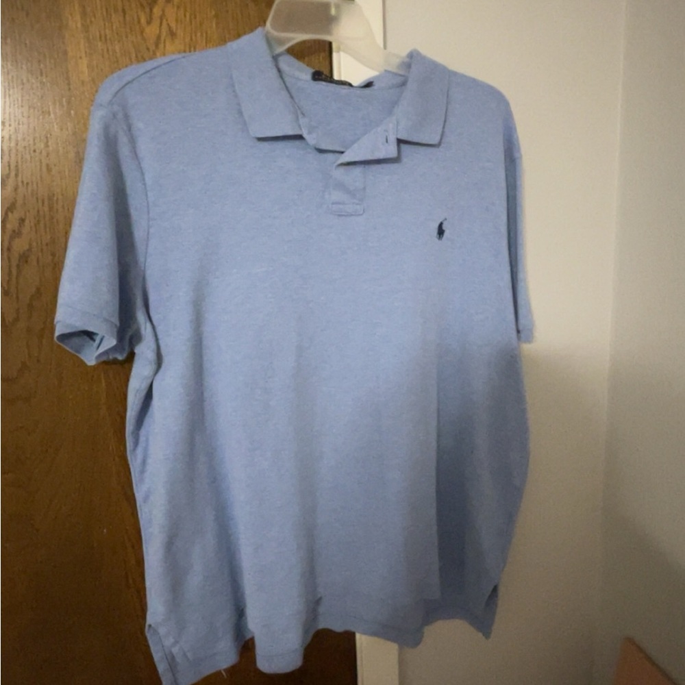 Men’s collared polo!